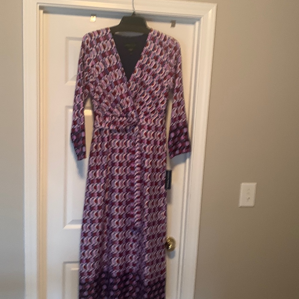 Donna Morgan belted maxi dress NWT
